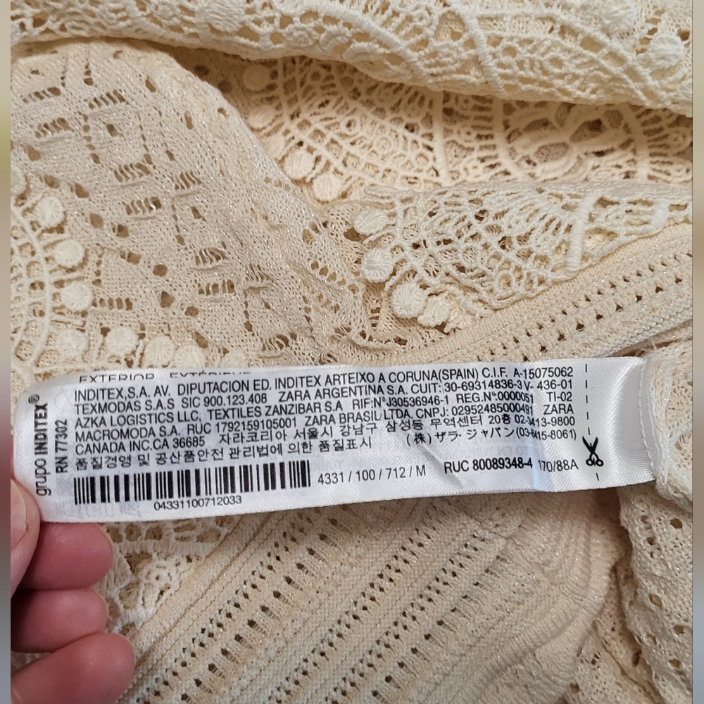 Elegant Cream Lace Blouse - Picture 6 of 12